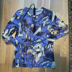 Weekday mesh long sleeve top - Rarely worn. Shipment included in the price:) payment is done through swish. DM for more pictures 💗