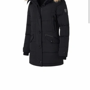 Äkta päls jacka dam- rockandblue  - Ny skick, har ändast använd en vinter. Storlek 38