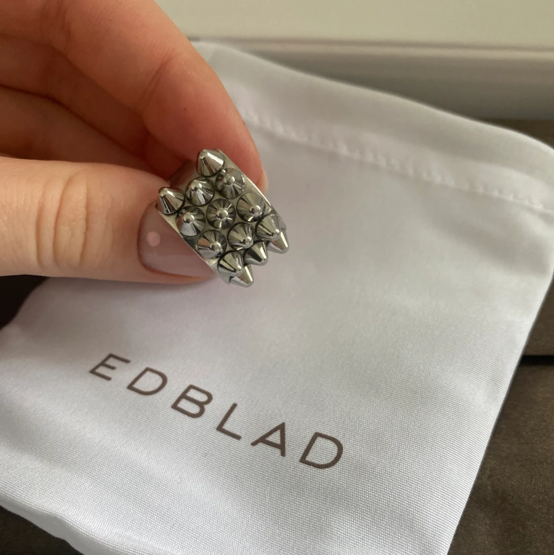 Edblad peak ring silver