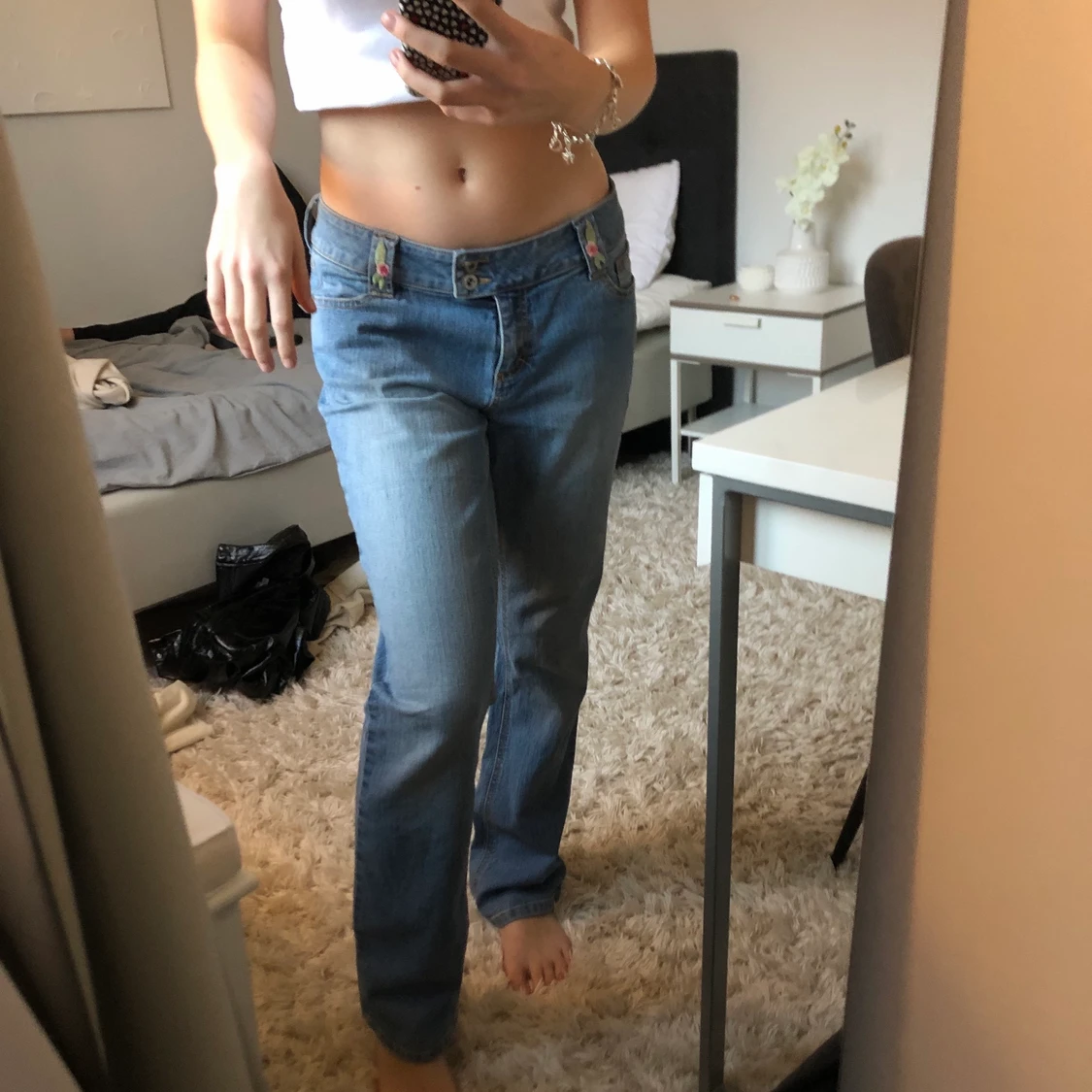 Lågmidjade jeans storlek 36 - 90