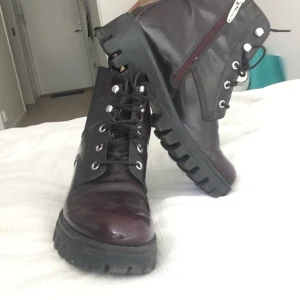 tamaris vegan kängor, storlek 38. - Fina tamaris vegan kängor, storlek 38.