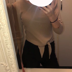 Basic tröja (strl S) - Fin basic ribbad tröja som är i bra skick! Storlek S.