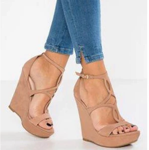 Aldo superfina skor - Aldo skorna storlek 39. Använd bara en gång, super fin skick . har  betalat 900 kr 