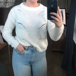 Nelly tröja  - Storlek S, 50 kr plus frakt! 