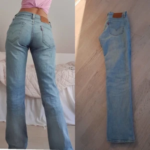 Levis jeans - Säljer dessa perfekta Levis jeans i strl W28 vilket motsvarar  34/36, buda gärna i kommentarerna!