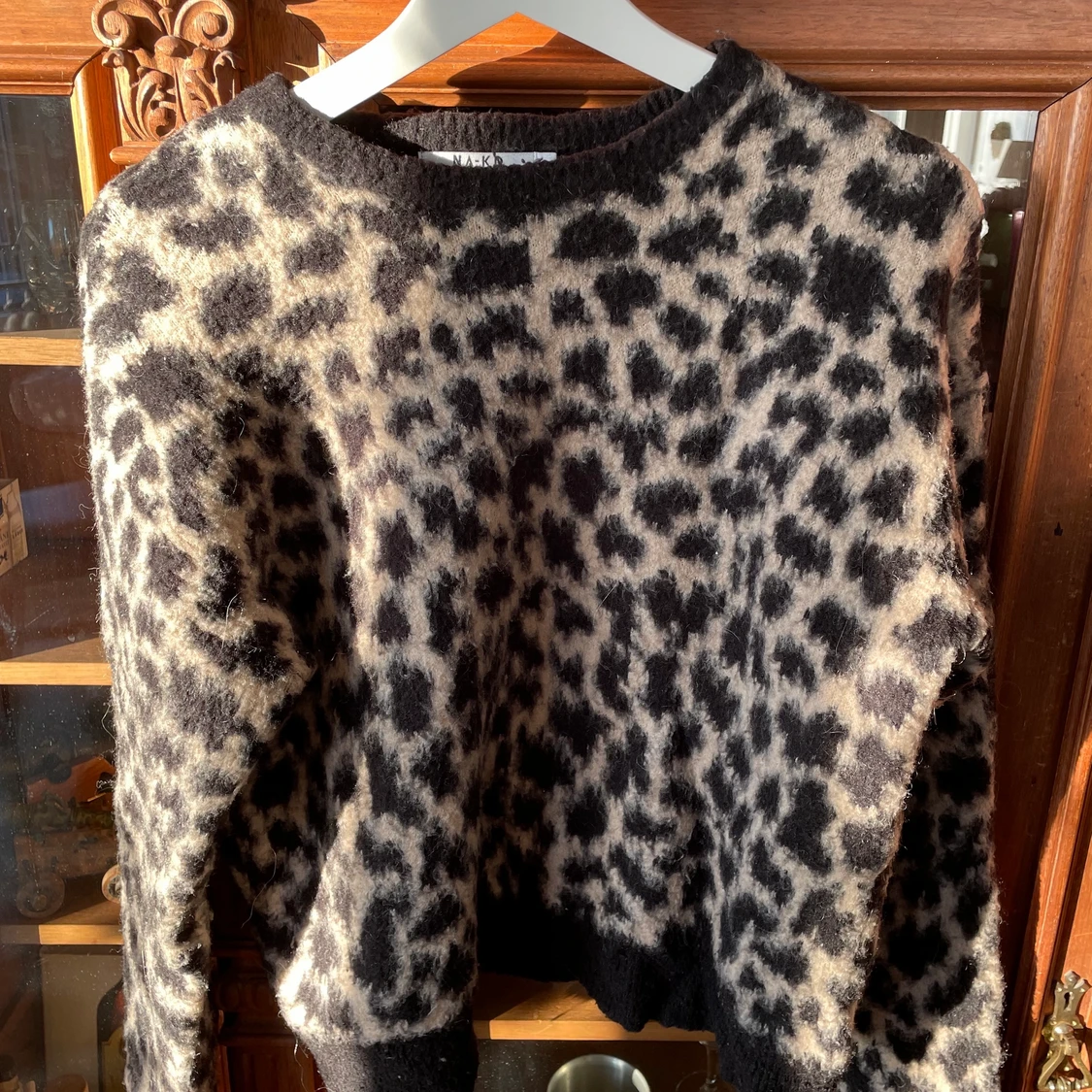 NA-KD stickad tröja