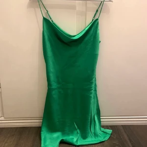 Nyårsklänning - Storlek s ifrån zara! Frakt 66 kr 🌸