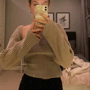 Mysig 🤎 - Mysigt set från h&m som jag bara använt 1 gång. Köp som set eller en del för sig 🥰