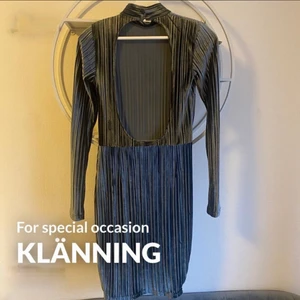 Klänning med öppen rygg - Använd på en examens fest i våras men kan lika gärna funka som julklänning eller någon fin middag, eller till vardags if it is your stile🤩