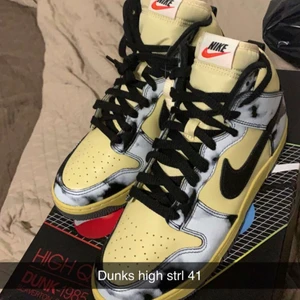 Jordan  - Dunks oanvänd för lite storlek, 