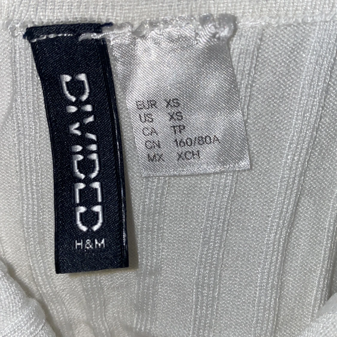 Vit ribbat linne - 91