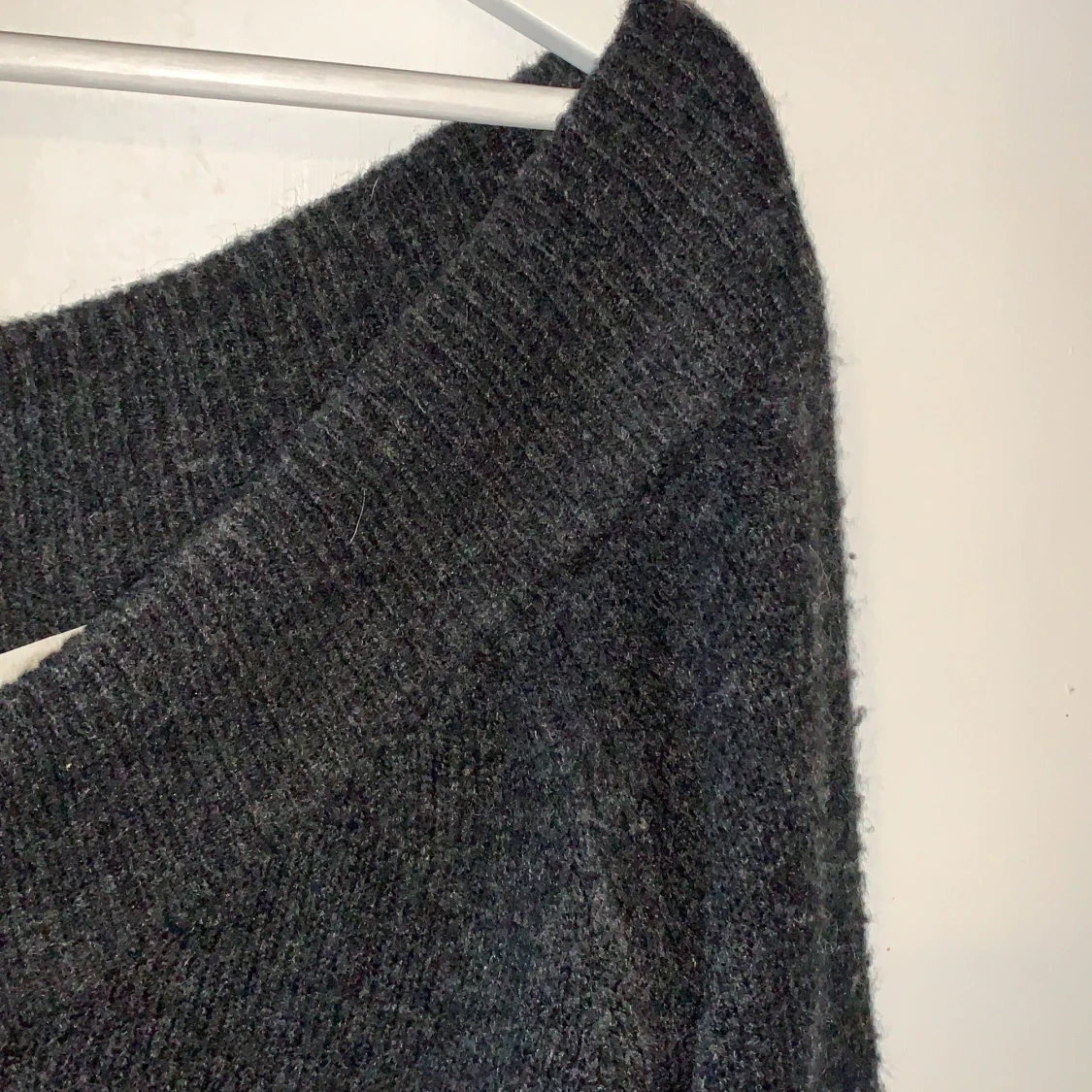 Off -shoulder tröja  - 90