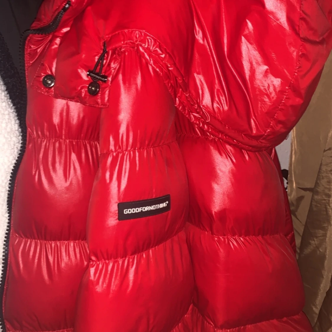 Good for nothing glossy red jacka - 90