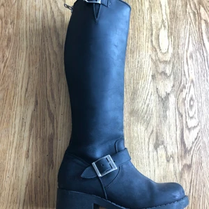 Johnny bulls - Bra skick, knappt använda