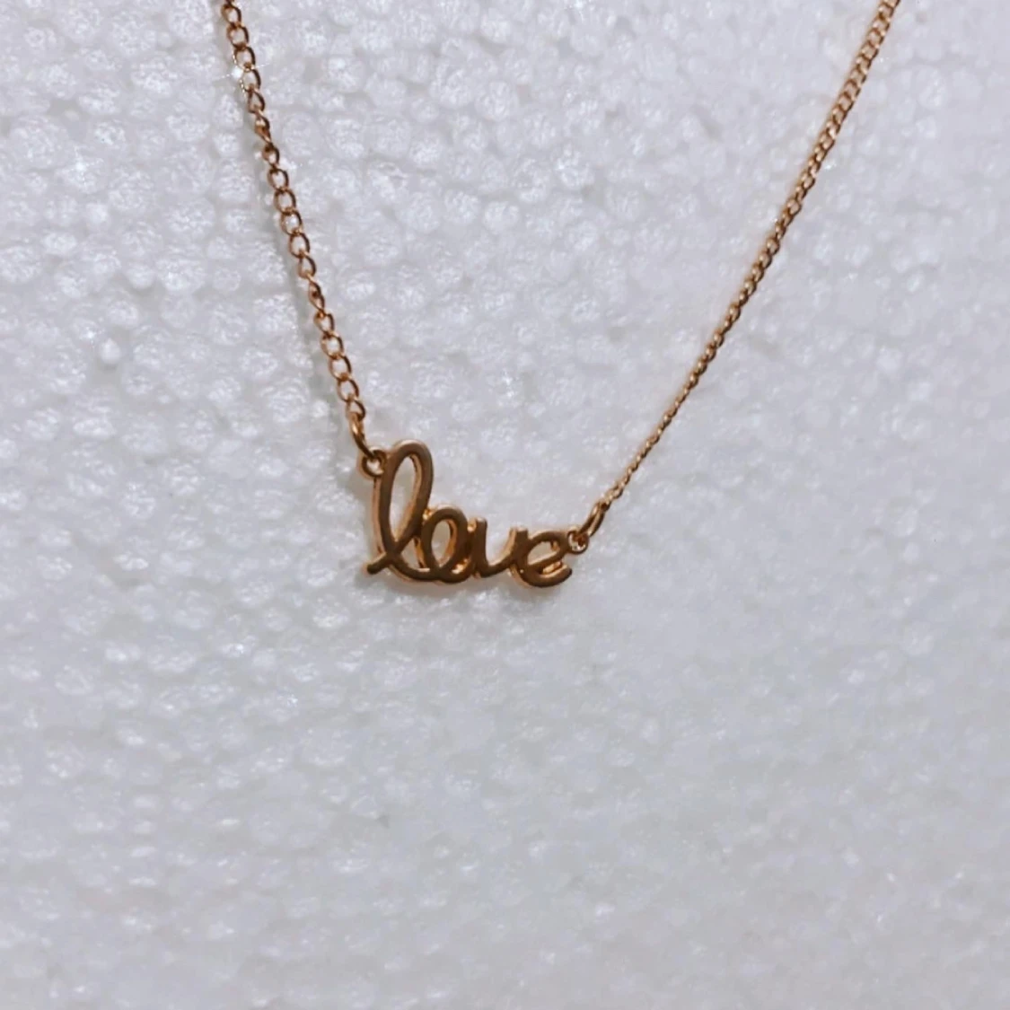 Super fin love halsband 