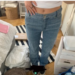 Gardeur jeans - Det står ingen storlek i dem men tippar att de passar någon som har s-m. Frakt tillkommer och pris kan diskuteras!💗