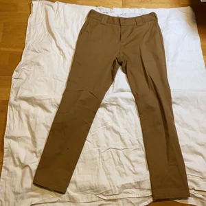 Bruna Dickies slim fit - Bruna Dickies i slim fit