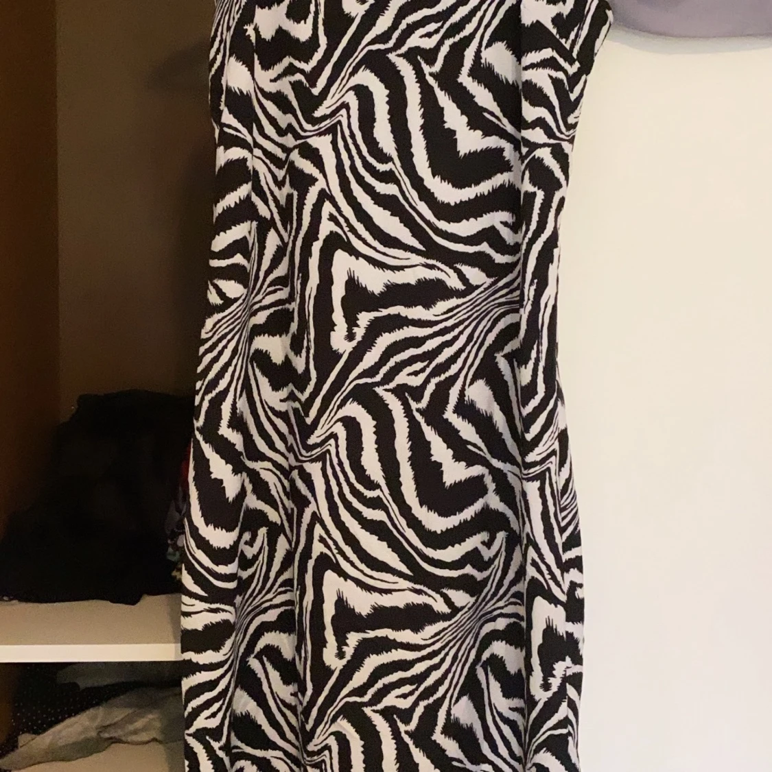 Zebra klänning midi 