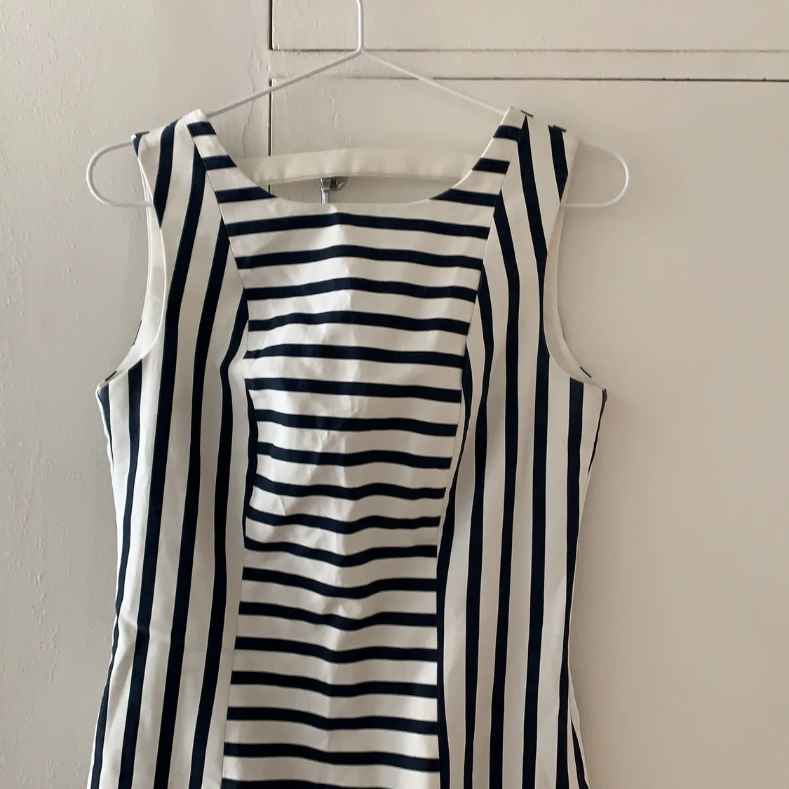 Randig tight klänning - 90