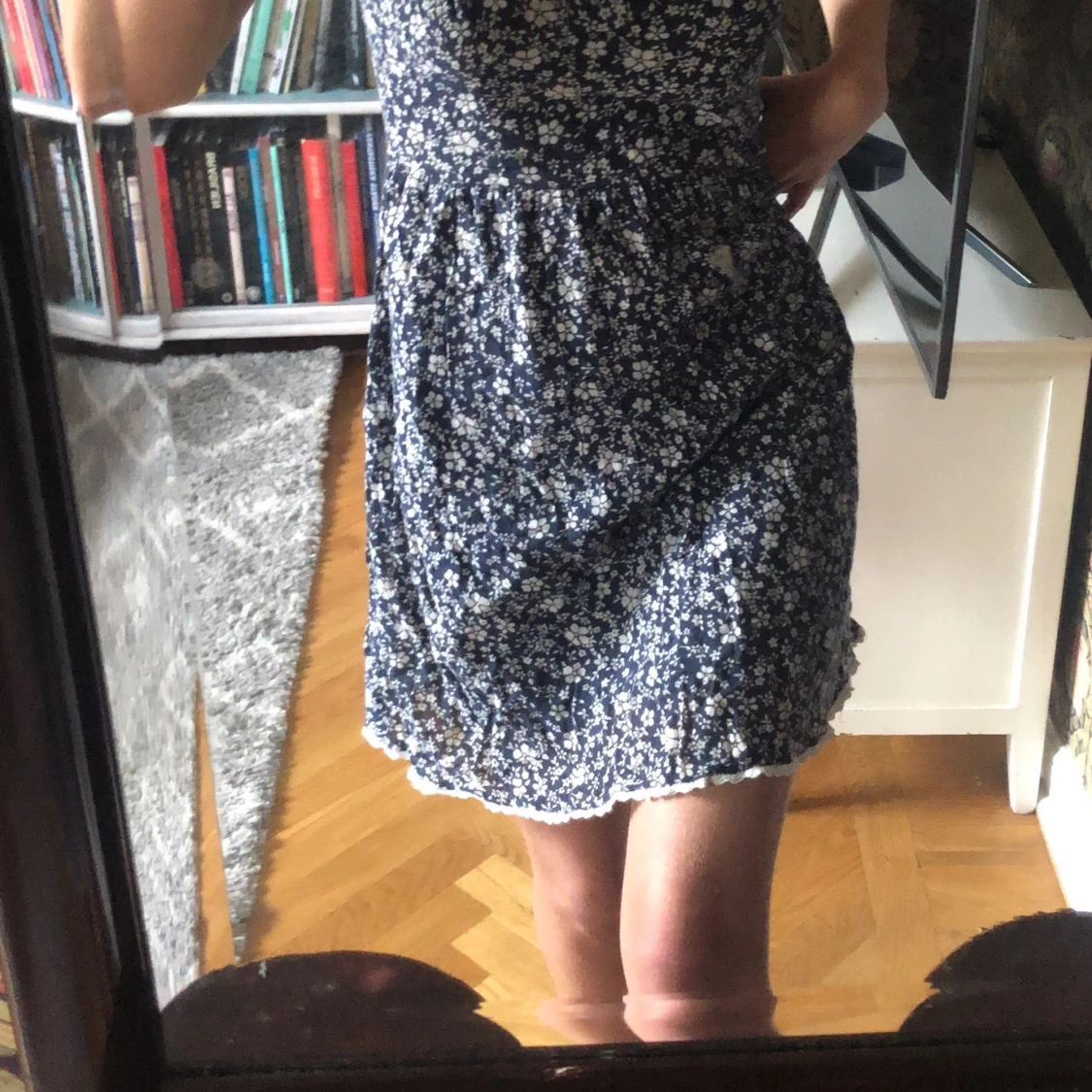 Blommig sommarklänning - 90