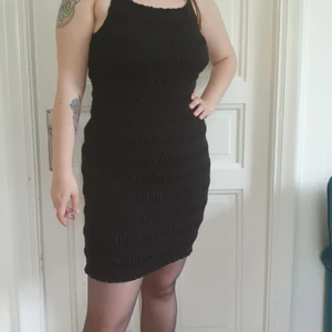 Svart sexig klänning Storlek M - Svart sexig klänning Storlek M