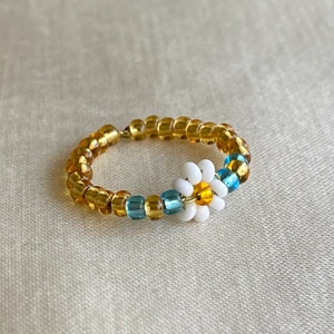 Ring - Handgjord ring med blommotiv 🌺 