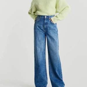 Säljer dessa snygga jeans då de inte kommer till användning längre. Köpare står för eventuell frakt. 