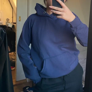 Hoodie - Blå Hoodie från BikBok