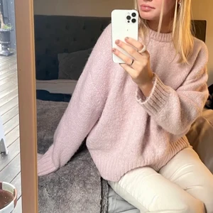 stickad tröja Zara✨ - Helt ny stickad tröja från zara i stl S(bilden är lånad)💕