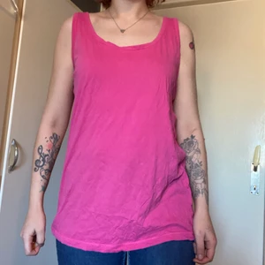 Linne - Enkelt, pösigt linne. Fint skick