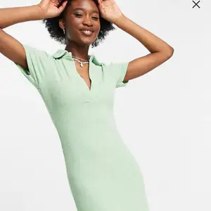 Jättefin ljusgrön klänning från asos🥰