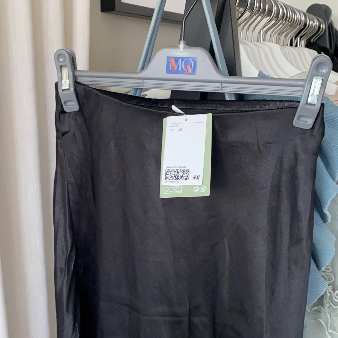 Svart kjol siden - 91