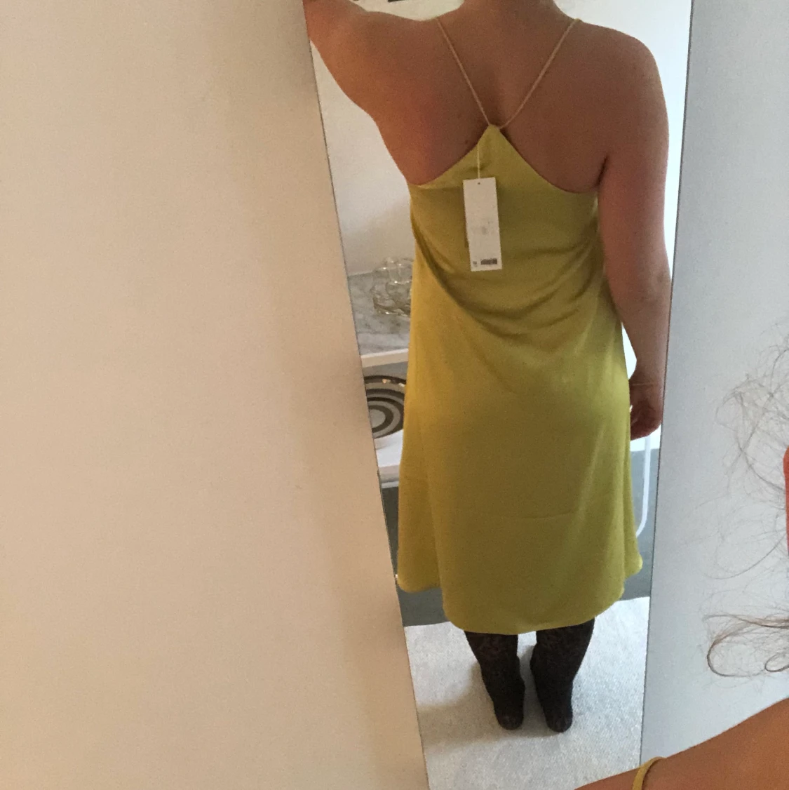 ARKET Satinklänning - 91