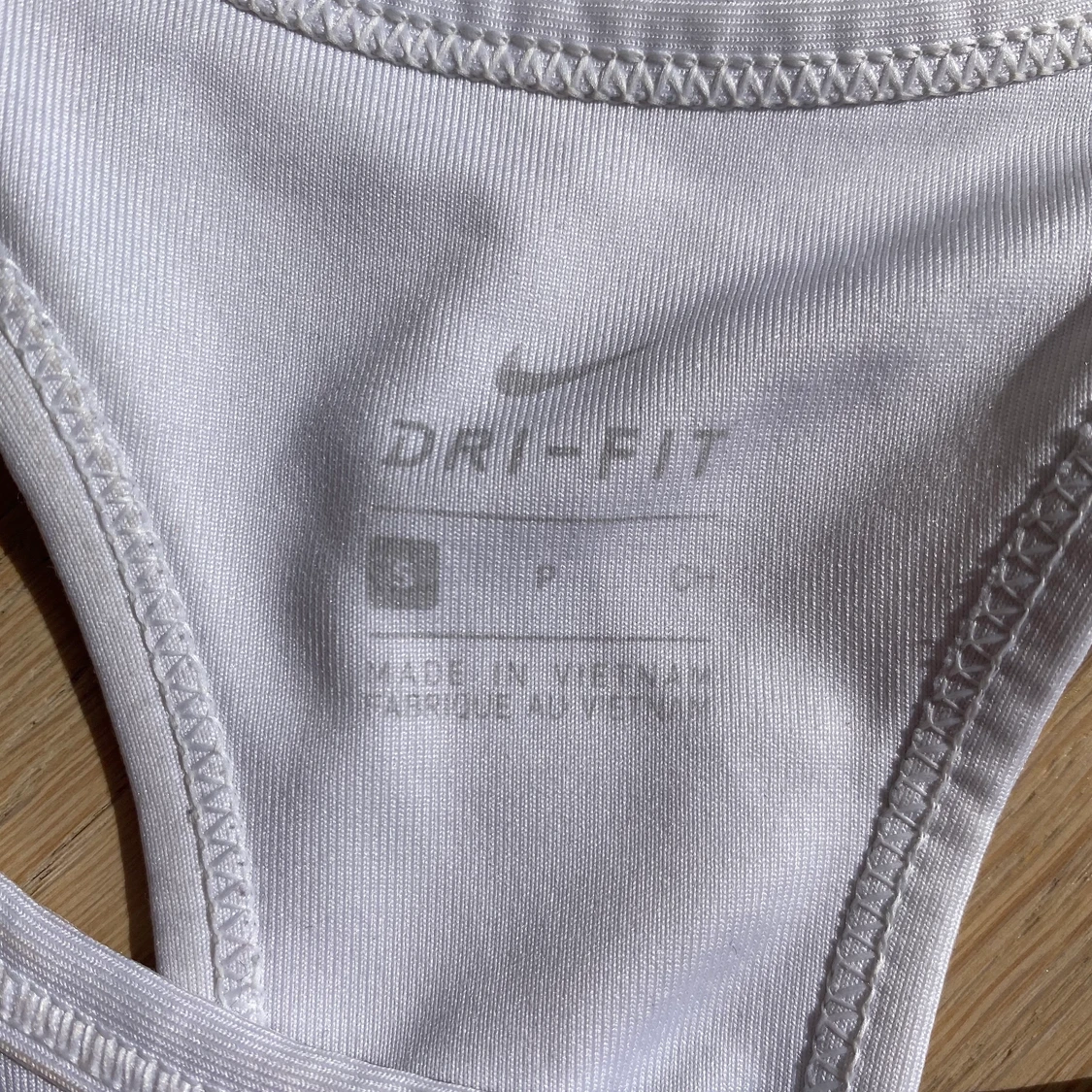 Nike träningstopp  - 91