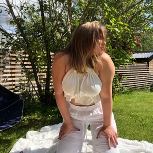 Linnebyxor 🥰 - Sjukt snygga linnebyxor från H&M i storlek 36/S☺️ Säljes för 250+frakt 66kr spårbar🤗 