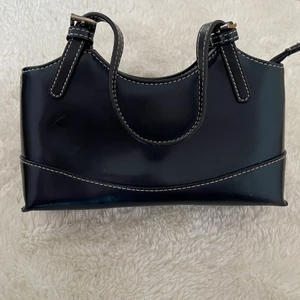 Mini bag  - Mycket fin väska som ger 50 tals vibes