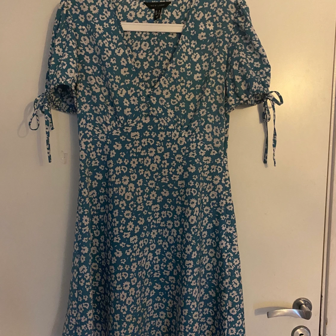 Blommig Klänning  - 90