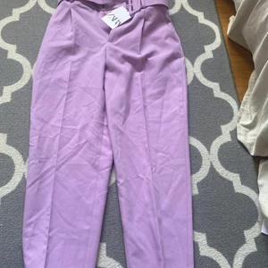 Oanvända kostym byxor  - Slutsålda överallt men så fina! 