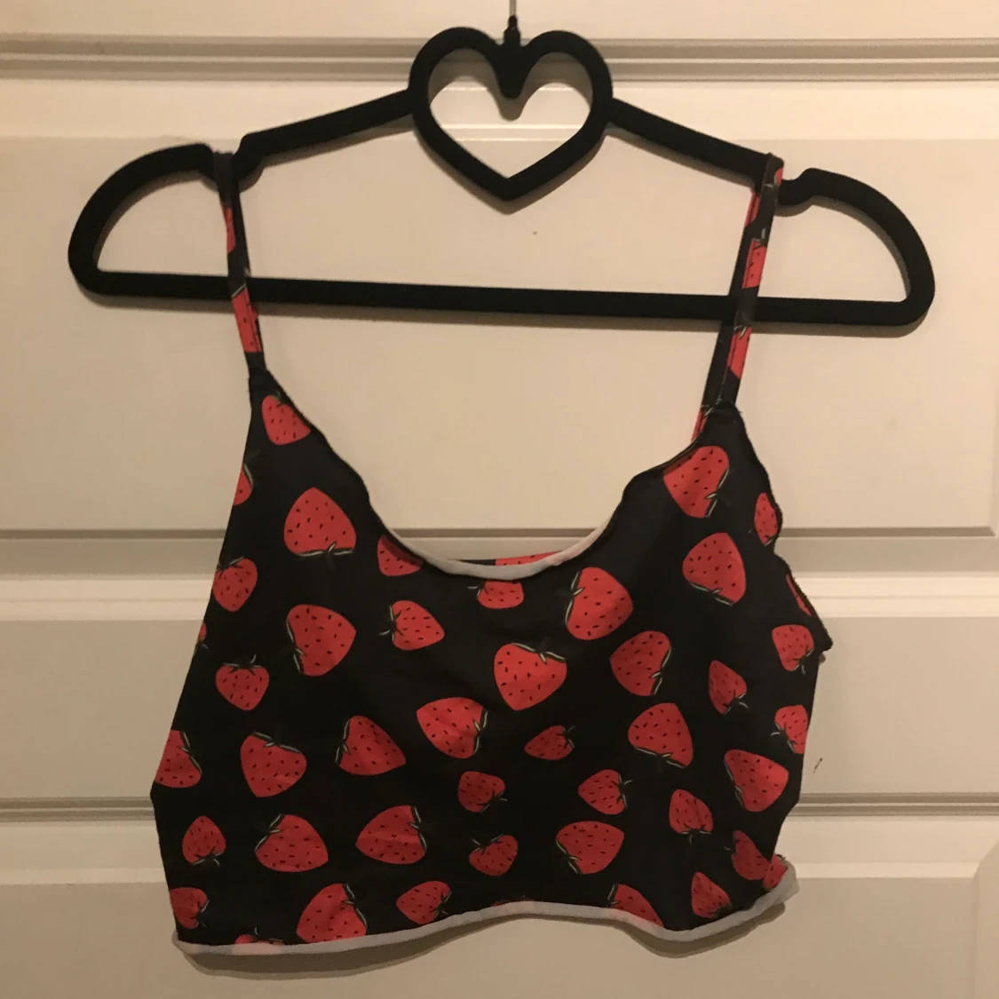 Strawberry croptop  - 90