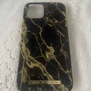 Ideal of sweden  - Säljer ett ideal of sweden skal till en iPhone 12 PRO Max. 