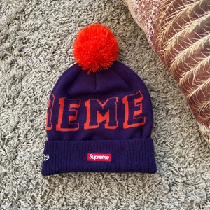 Supreme mössa  - Säljer min Supreme mössa i bra skick. One size✨