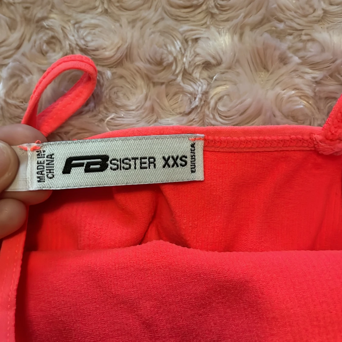 Neon rosa topp  - 90