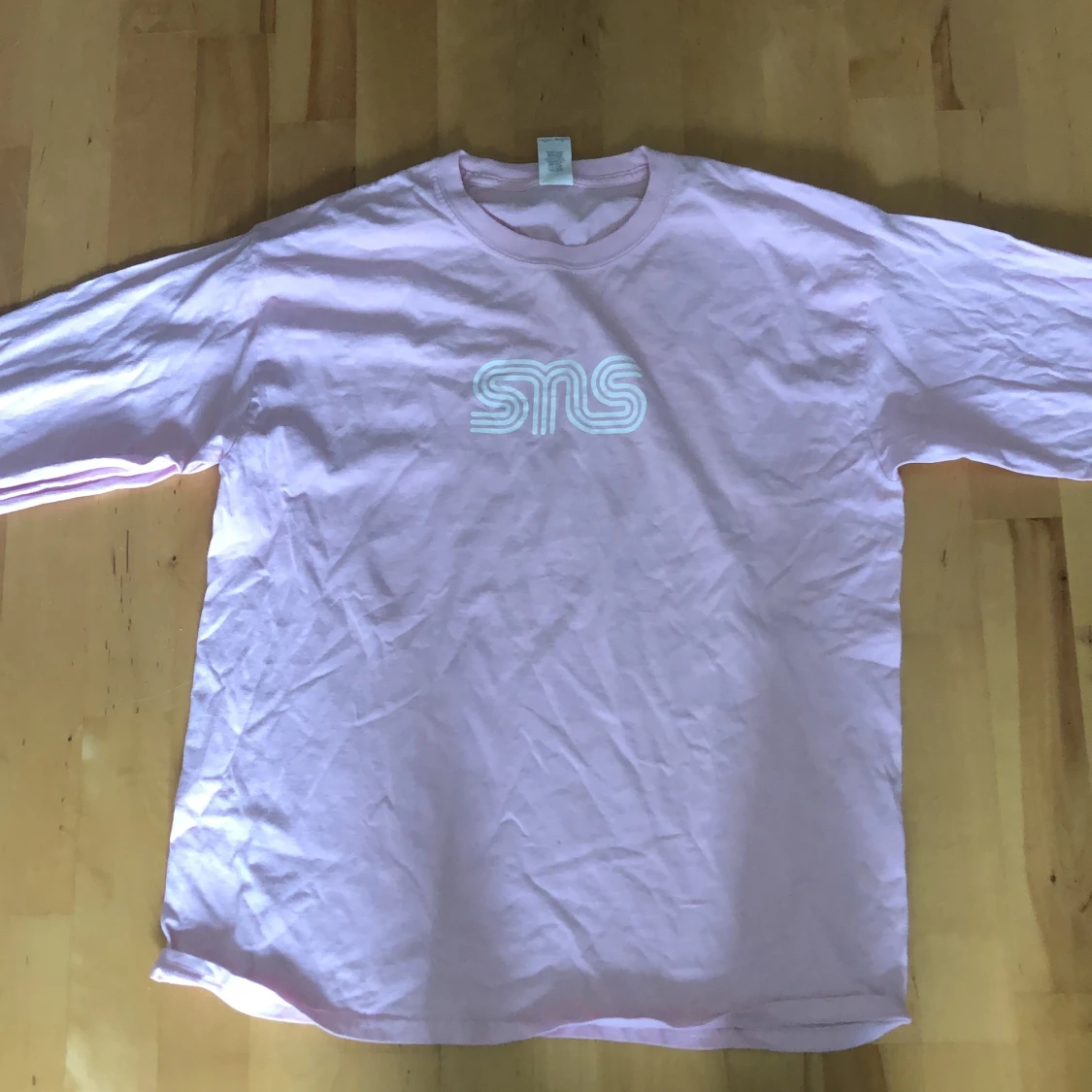 sneakers n stuff longsleeve