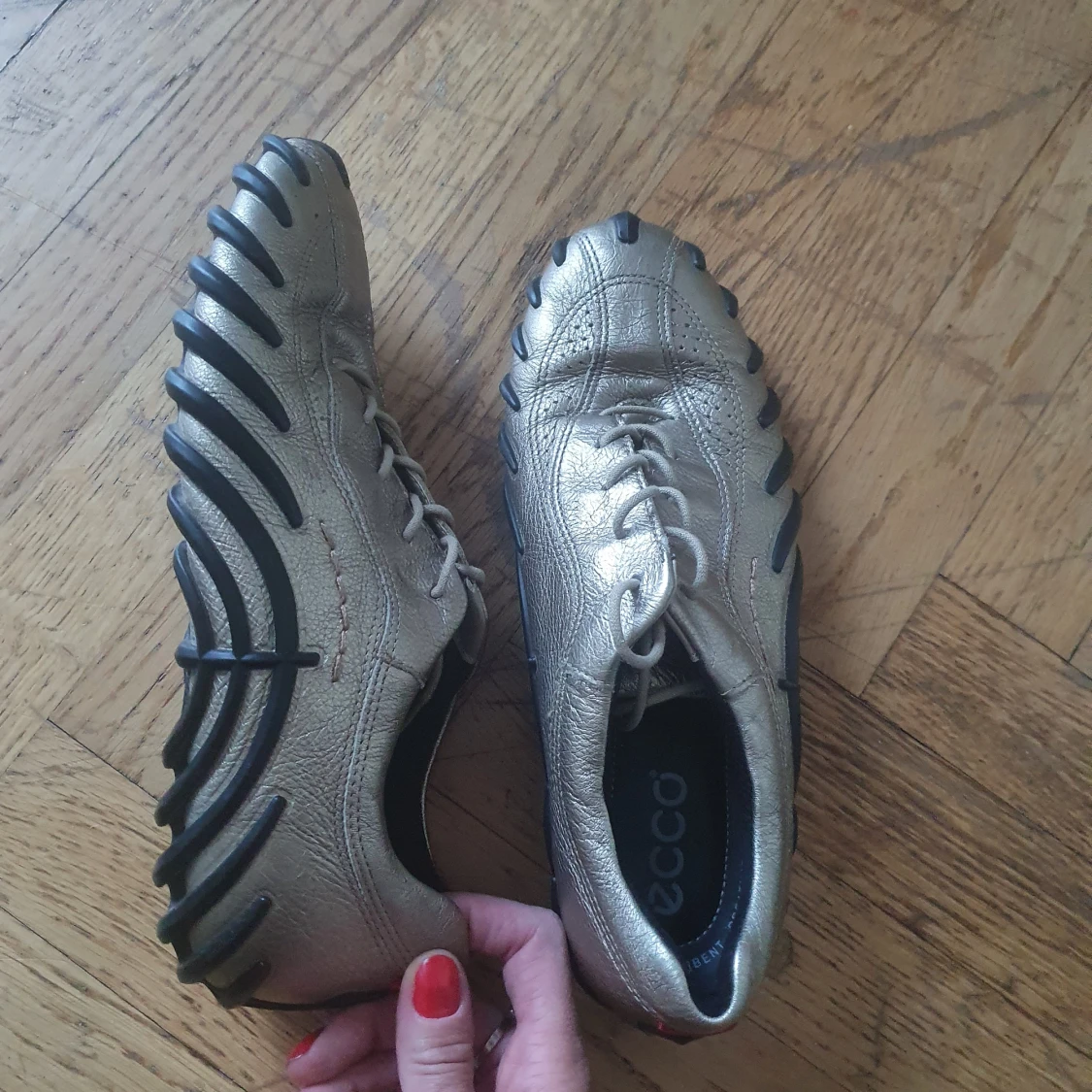 Skor  39 storlek  - 90