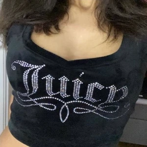 juicy tank top - orginal pris: 500, använd en gång