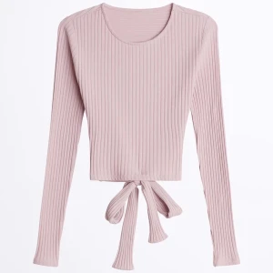 Gina tricot topp ny! - Helt ny topp från Gina tricot, storlek S