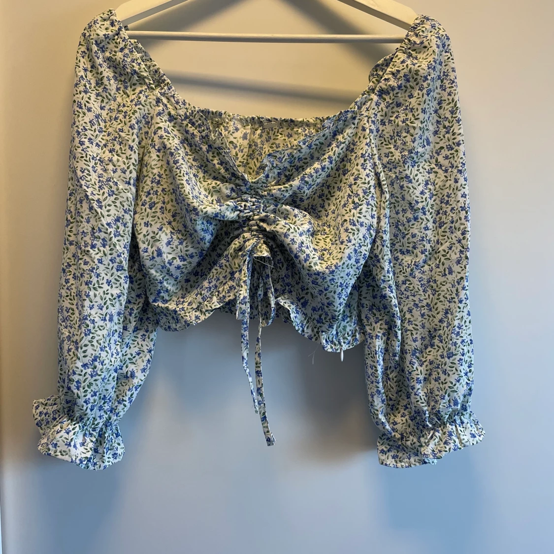 Blommig top från shein.