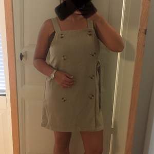 Monki dungaree dress - beige. Size S but a loose fit. Only worn a few times. In good condition. Perfect for fall 🍂🍁
