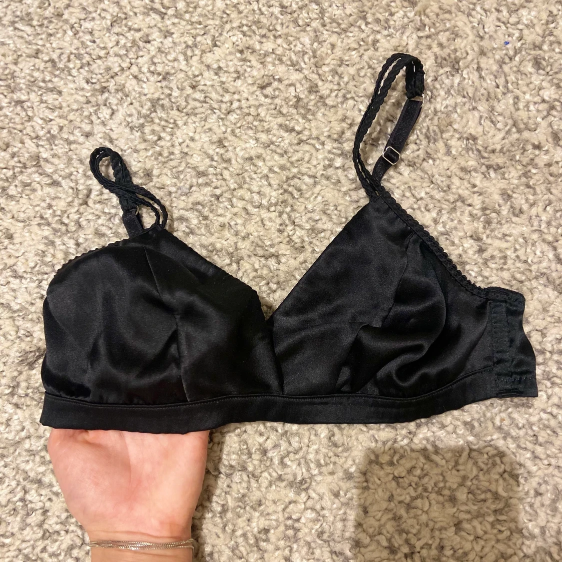 Oanvänd silkesbralette - 90