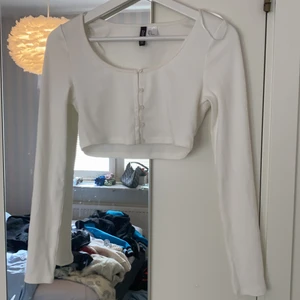 Kort långärmad  - Super fin men inte min stil